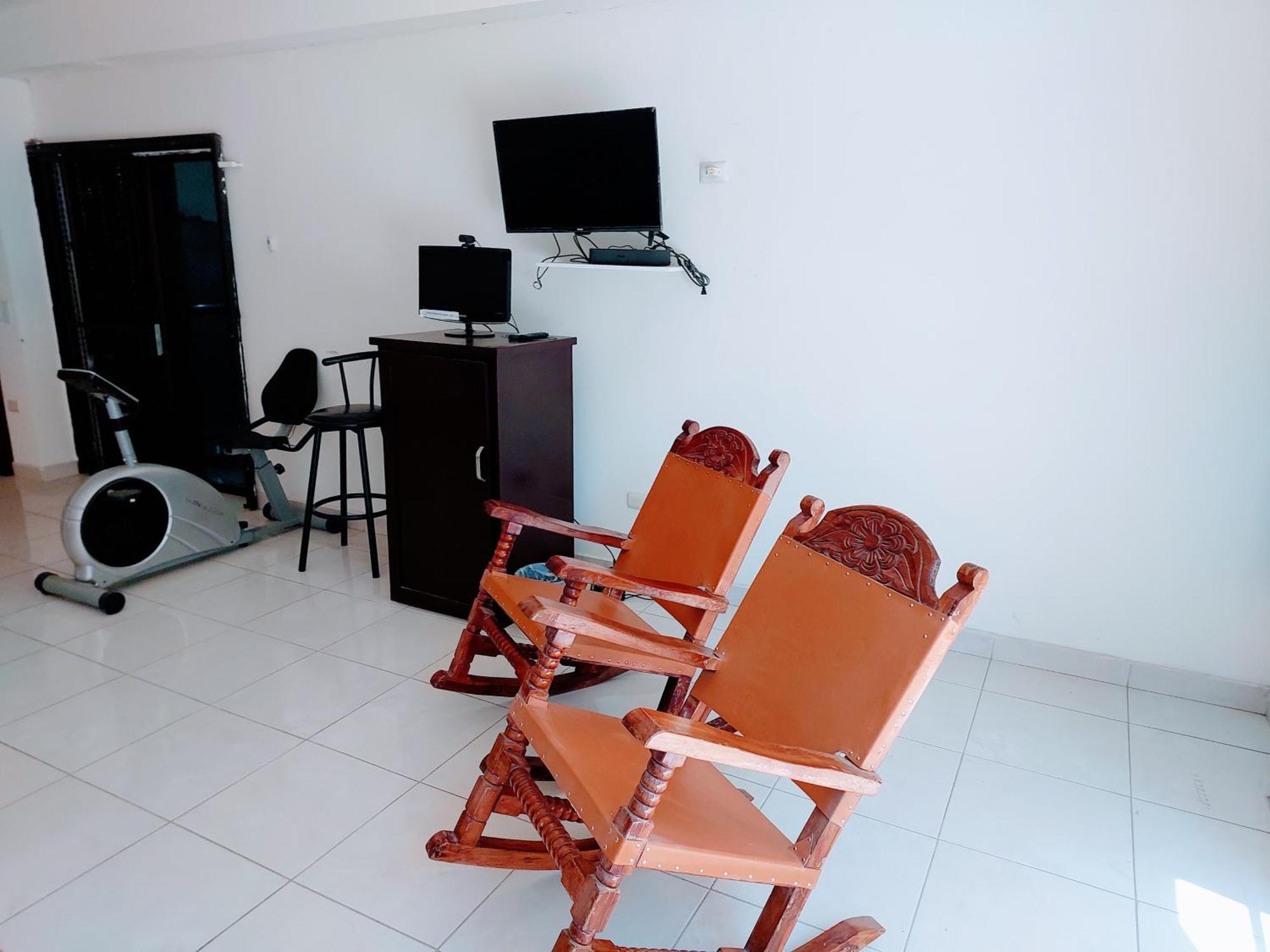 Departamento 22 Centrico,Cerca De Los Destinos Clave, Cas, Consulado, Centro De Gobierno Y Galerias Mall Hermosillo Esterno foto